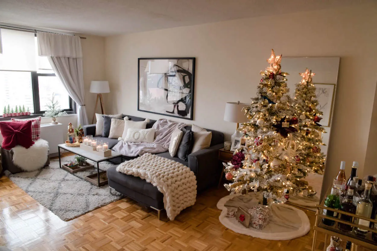 Seasonal Apartment Decoration Tips