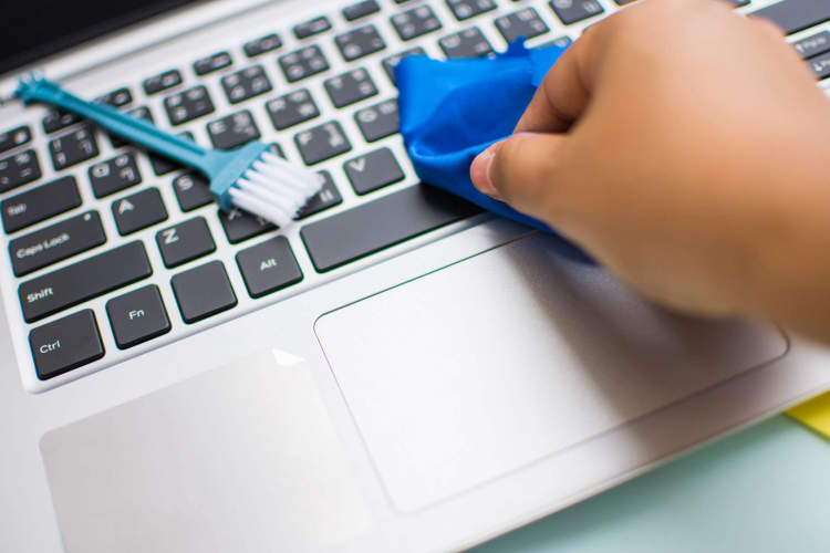 How to clean a laptop keyboard